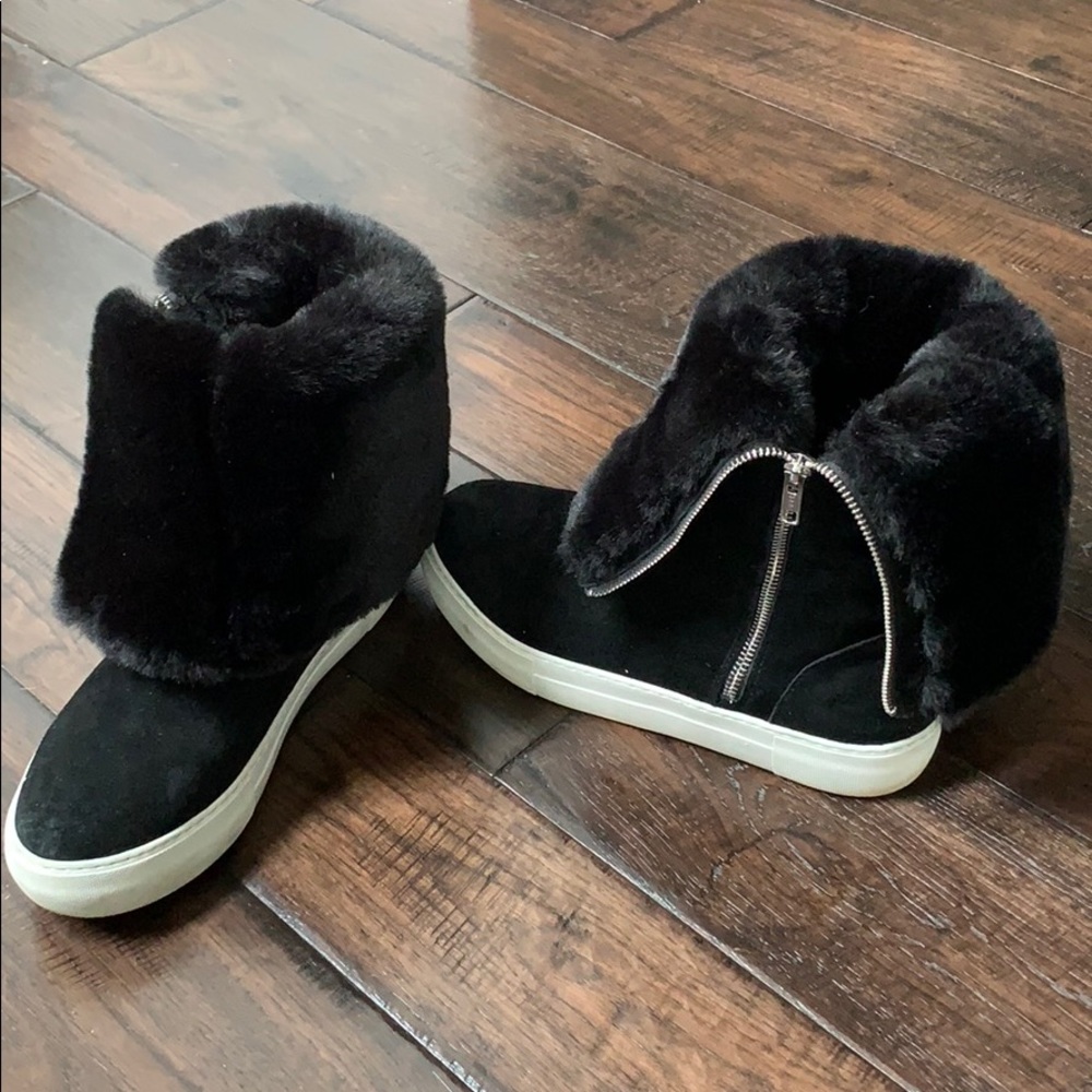 J Slides Apple Bootie